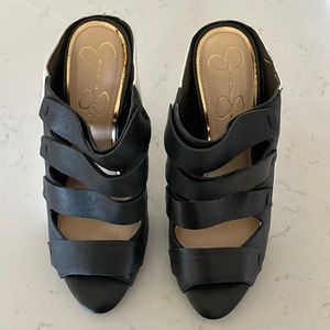 Jessica Simpson Black & White Wedge Heel Size 7